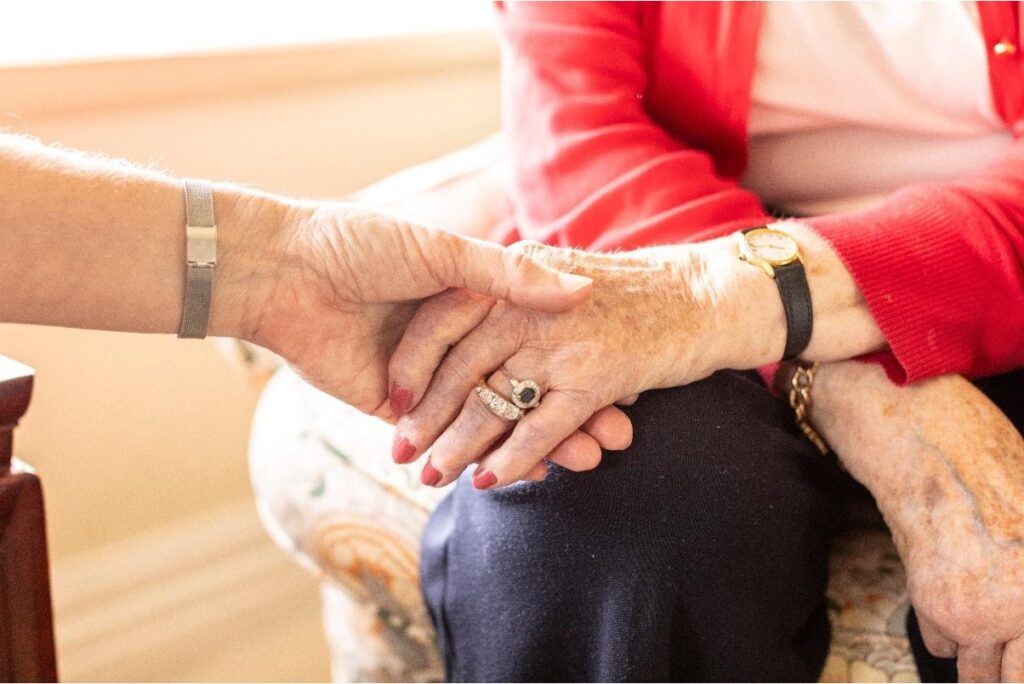 Removing Your Parent From A Nursing Home – What you need to know featured image